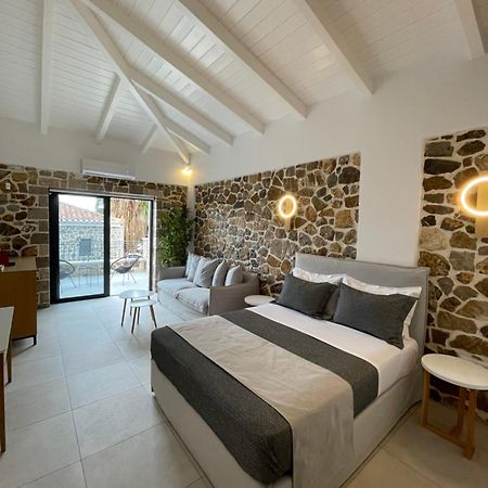 Trocadero Luxury Suites Ermióni Kültér fotó